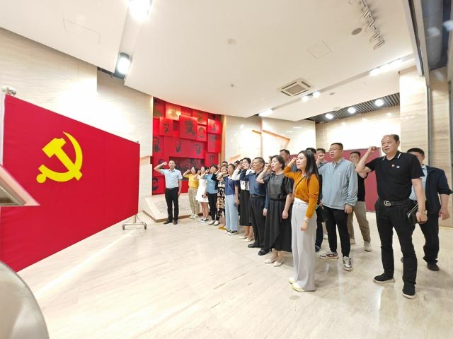 看图学史 | 第四十八期:铮铮誓言 拳拳初心————不同时期的中国共产党入党誓词 - 看图学史 - 兰州八路军办事处纪念馆